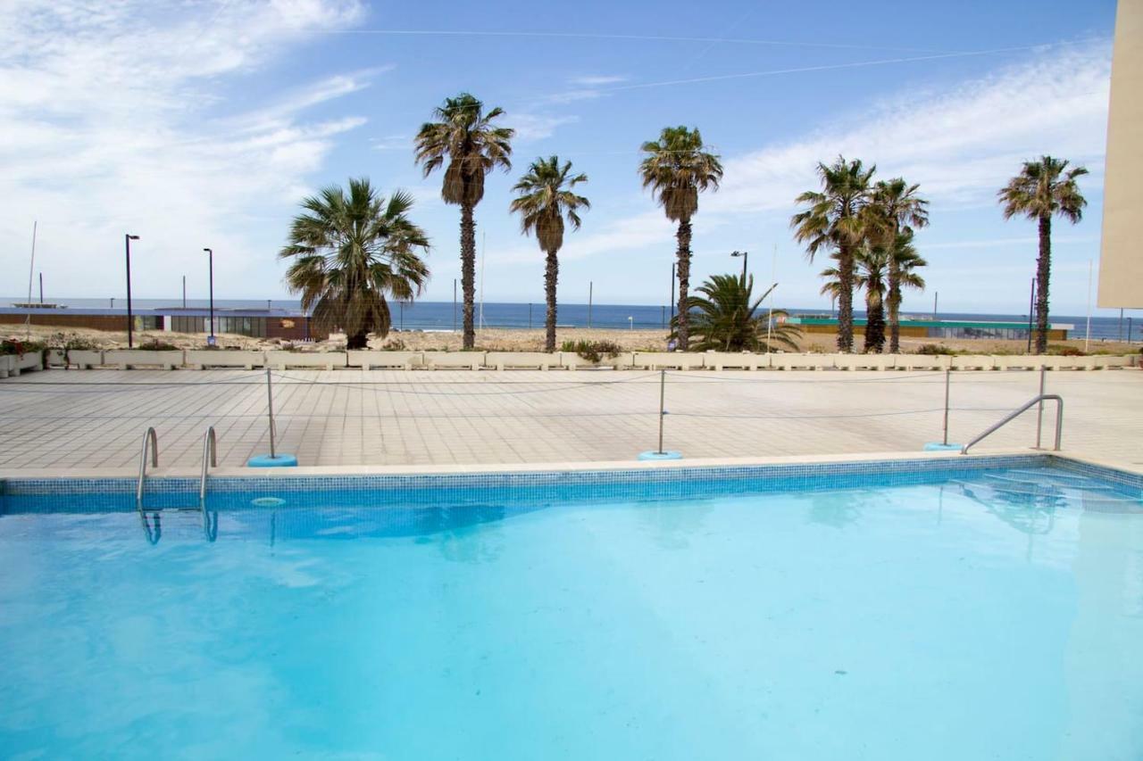 Wonderful Studio Apartment In Front Of The Beach Costa de Caparica Exterior foto