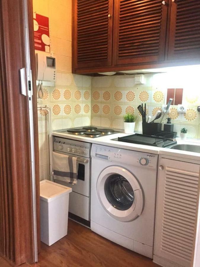 Wonderful Studio Apartment In Front Of The Beach Costa de Caparica Exterior foto