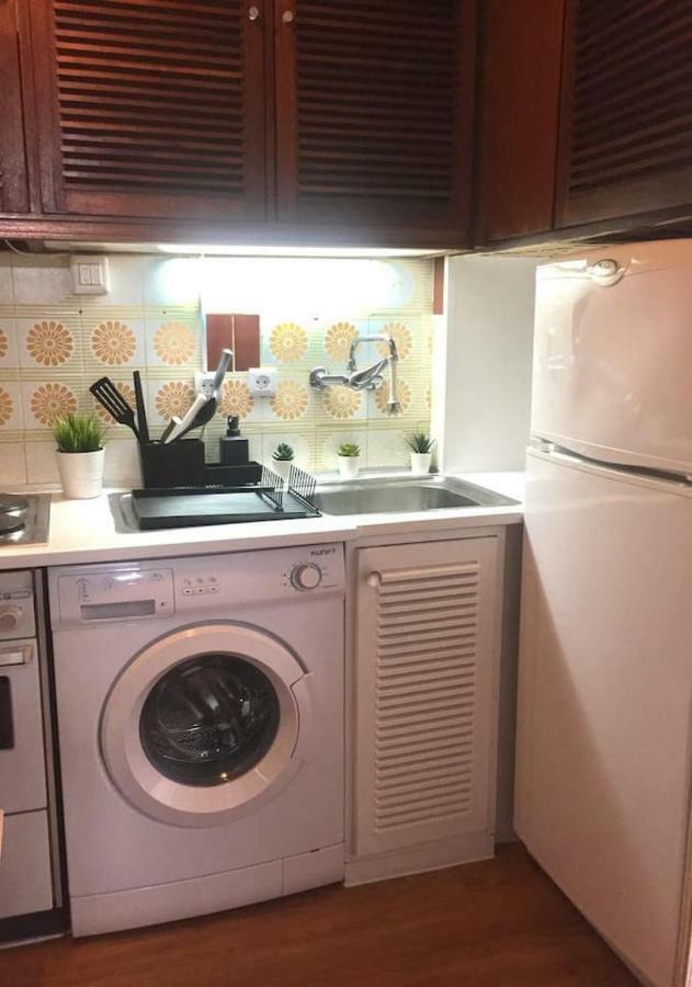 Wonderful Studio Apartment In Front Of The Beach Costa de Caparica Exterior foto